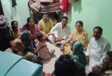 Photo of महिला की बेरहमी से हत्या, पीड़ित परिवार से मिले मंत्री सिलावट