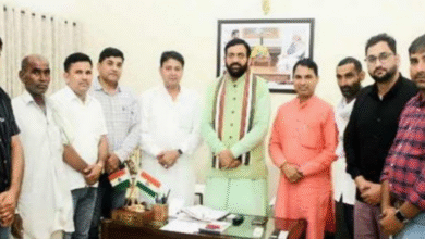 Photo of हरियाणा: मुख्यमंत्री से मिले मनीषा के परिजन, सैनी बोले- न्याय में कोई कमी नहीं होगी