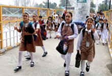Photo of श्रीनगर: बाढ़ प्रभावित स्कूलों में सफाई और सैनिटाइजेशन का काम पूरा