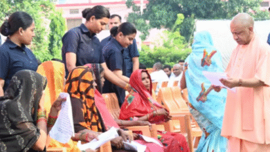 Photo of यूपी: सीएम योगी बोले, जन कल्याण के कार्यों को सदैव प्राथमिकता दें अधिकारी