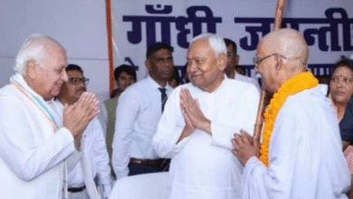 Photo of गांधी जयंती पर सीएम कुमार  ने किया आदमकद प्रतिमा पर माल्यार्पण