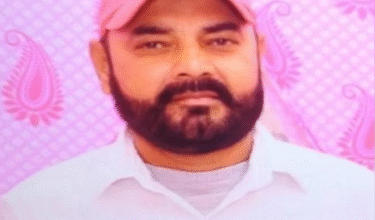 Photo of जेल से छूटकर 11 साल बाद बाहर आया पिता का हत्यारा, बेटे ने गोलियां मारकर लिया बदला