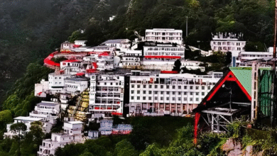 Photo of वैष्णो देवी के श्रद्धालुओं की संख्या बढ़ने से धर्मनगरी में बढ़ी रौनक