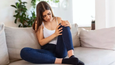 Photo of घंटों बैठे रहने की आदत दे सकती है आर्थराइटिस