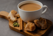 Photo of गुड़ डालते ही फट जाती है चाय तो ये ट्रिक्स अपनाएं