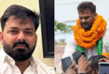 Photo of चुनावी सरगर्मी के बीच खेसारी पर पवन सिंह का पलटवार