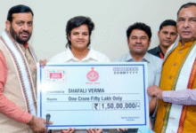 Photo of हरियाणा: क्रिकेटर शेफाली वर्मा को सीएम नायब सैनी ने साैंपा डेढ़ करोड़ का चेक