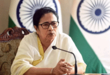 Photo of ममता बनर्जी के आवास पर पहुंचे बीएलओ