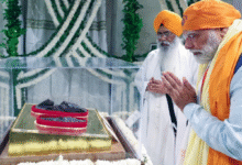 Photo of पीएम मोदी ने पटना साहिब गुरुद्वारे में मत्था टेका