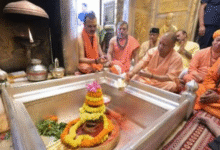 Photo of वाराणसी: सीएम योगी ने विश्वनाथ धाम और बाबा कालभैरव के किए दर्शन