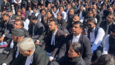 Photo of देहरादून: आंदोलन के बीच सीएम धामी से मिले वकील 