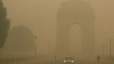 Photo of दिल्ली: जहरीली हवा से सांसों पर संकट