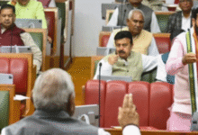 Photo of शीतकालीन सत्र के पहले दिन की कार्यवाही शुरू, केसरिया पगड़ी पहनकर पहुंचे सीएम सैनी