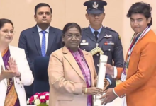 Photo of 14 साल के वैभव सूर्यवंशी को राष्ट्रपति द्रौपदी मुर्मू से मिला खास सम्मान