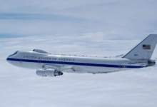 Photo of क्या ईरान पर हमला करेगा अमेरिका? 51 साल बाद लॉस एंजिलिस में मंडराया Doomsday Plane