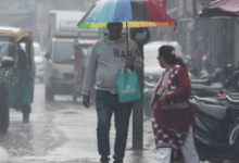 Photo of पंजाब में लाैटा घने कोहरे का दाैर: ओलावृष्टि व बारिश ने बढ़ाई ठंड, अमृतसर में हवाई यातायात प्रभावित