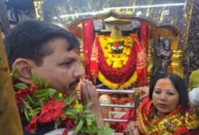 Photo of  सांसद संजय सिंह ने किए मां विंध्यवासिनी के दर्शन, पदयात्रा की करेंगे शुरुआत