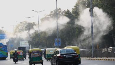 Photo of दिल्लीवासियों को प्रदूषण से हल्की राहत, खराब श्रेणी में बरकरार फिजा