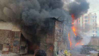 Photo of पटना सिटी के बजरंगपुरी में भीषण आग, कबाड़ दुकान और उत्सव हॉल जलकर खाक